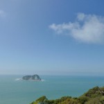 East Cape! Rechts von der Insel geht die Sonne auf