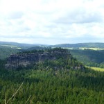 Blick vom Raubschloss auf die Lorenzsteine